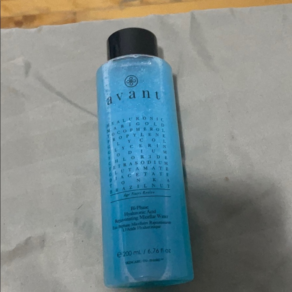 2/50 Avant Bi Phase Hyaluronic Acid Micellar Water